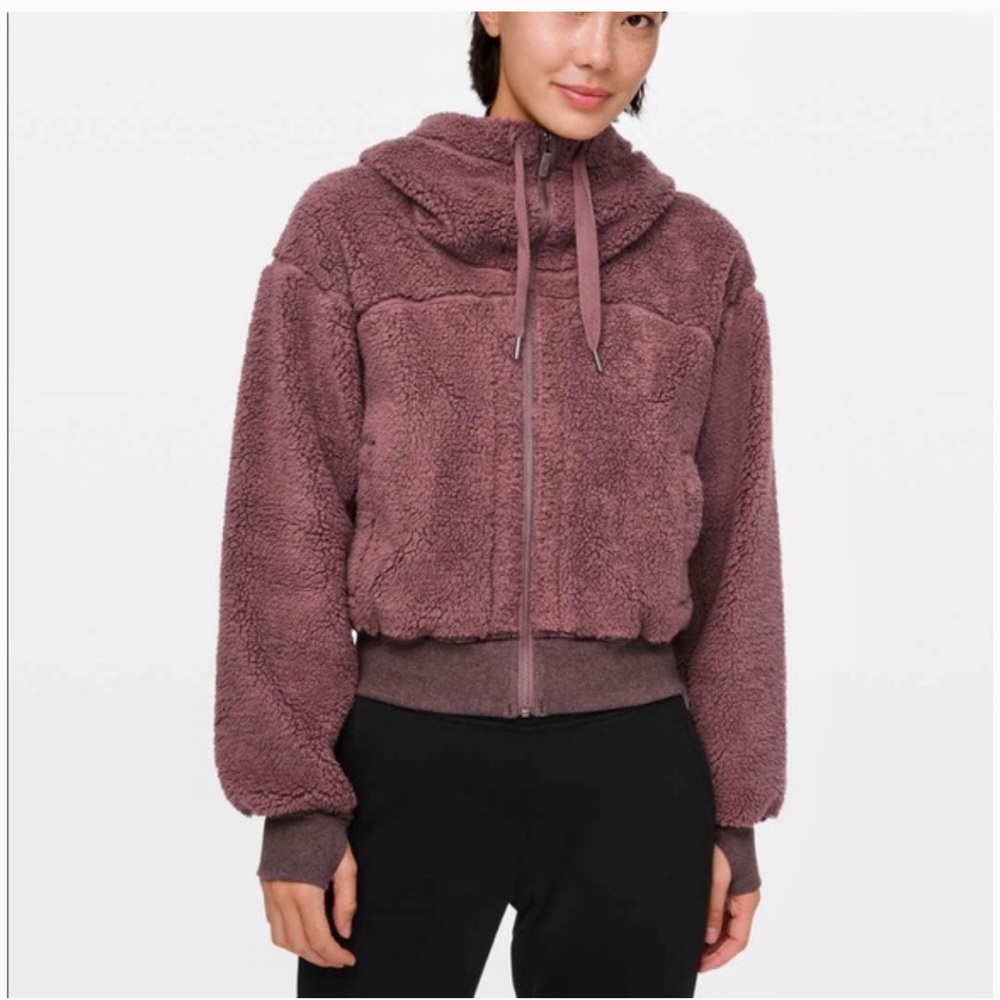 Lululemon Short Sweet and Sherpa Jacket - M